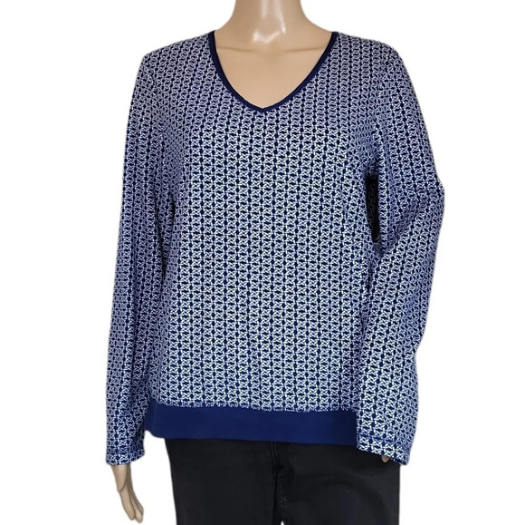 Nautica Long Sleeve Pajama Top V-Neck Sleepwear - Picture 1 of 3